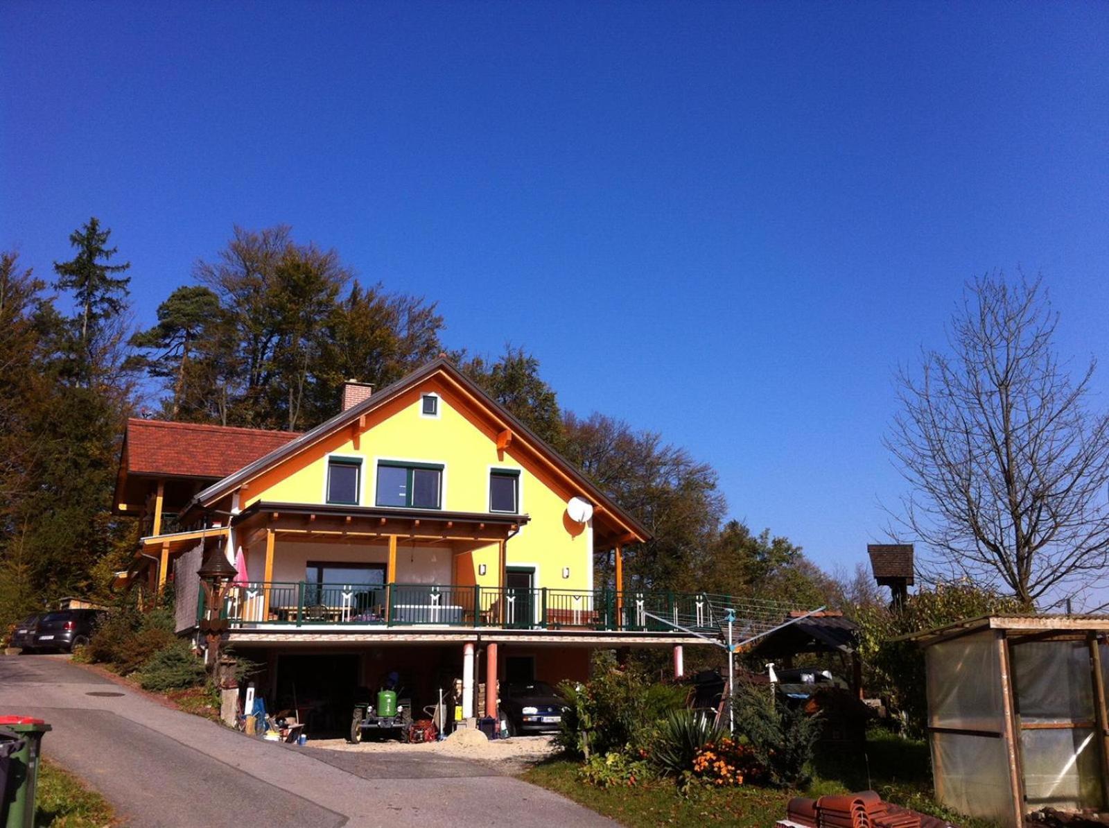Gaestehaus Schmid Sankt Johann im Saggautal Exterior foto